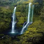 Keajaiban Alam Air Terjun Sekumpul Buleleng